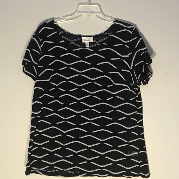 dressbarn Tops - Wavy knit top dressbarn Tops - Wavy knit top
